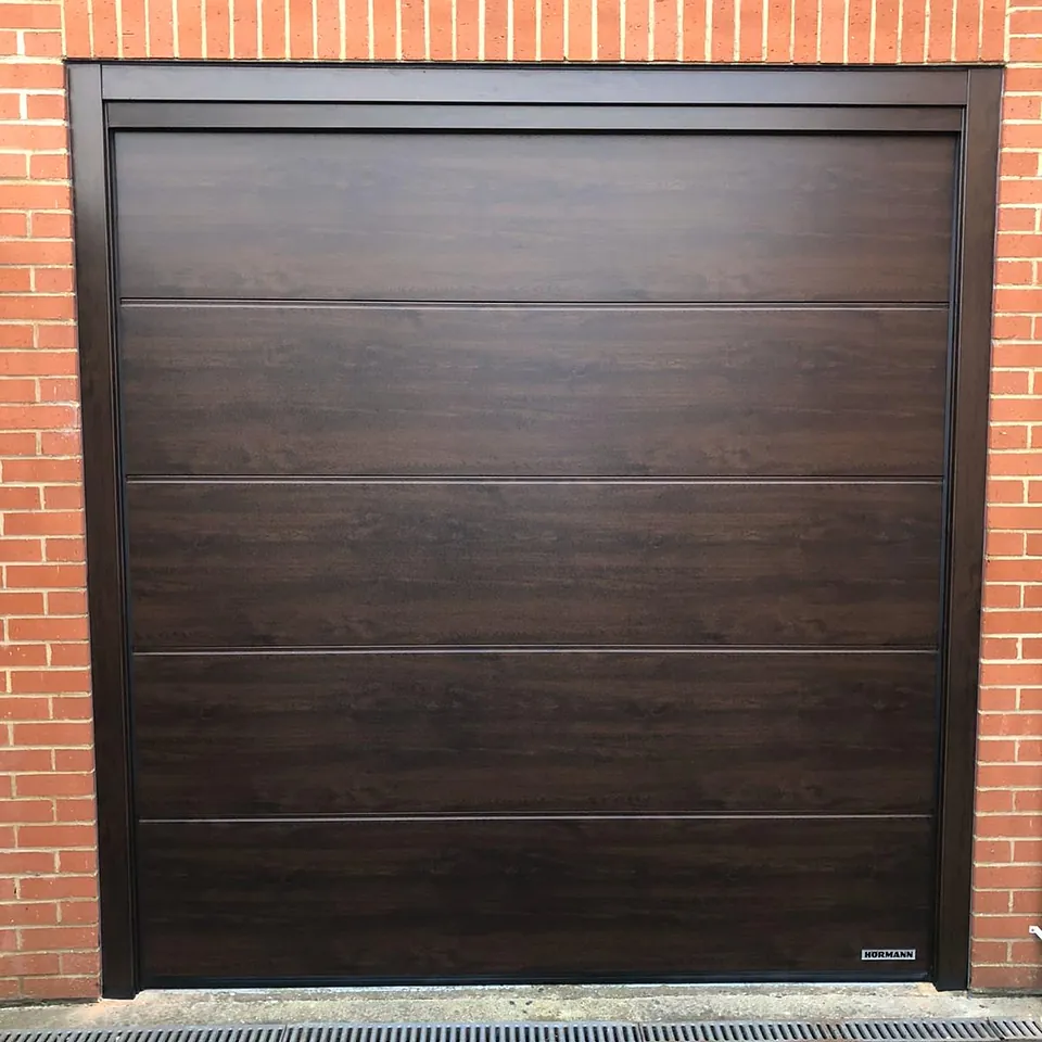 Meon Valley Garage Doors Ltd - Sectional Door - Southampton - Hampshire 