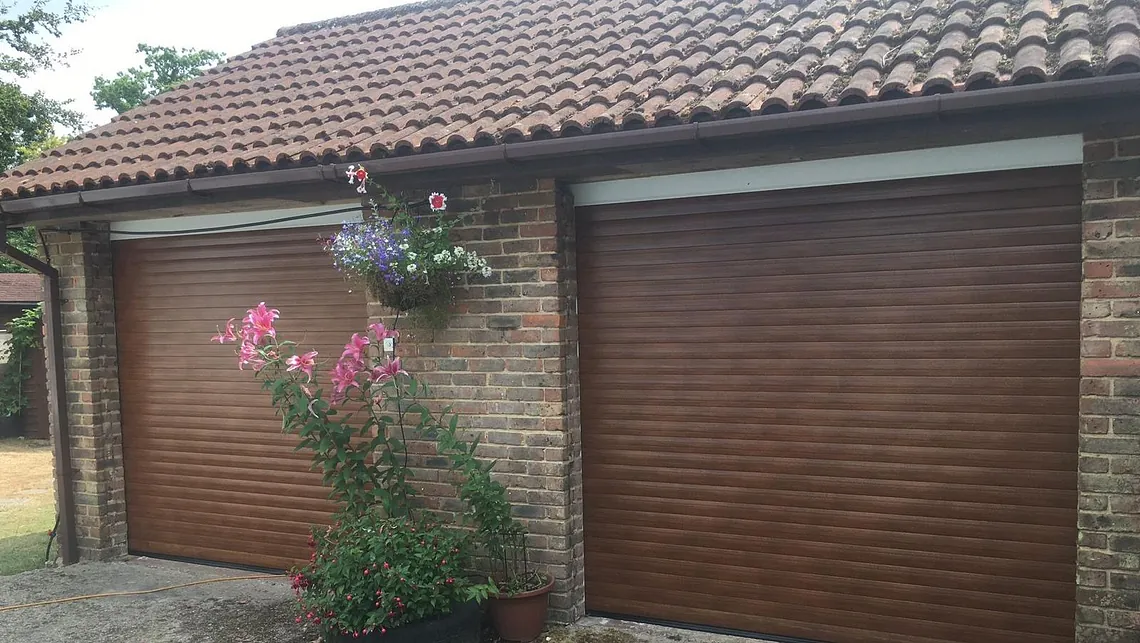 Roller garage door