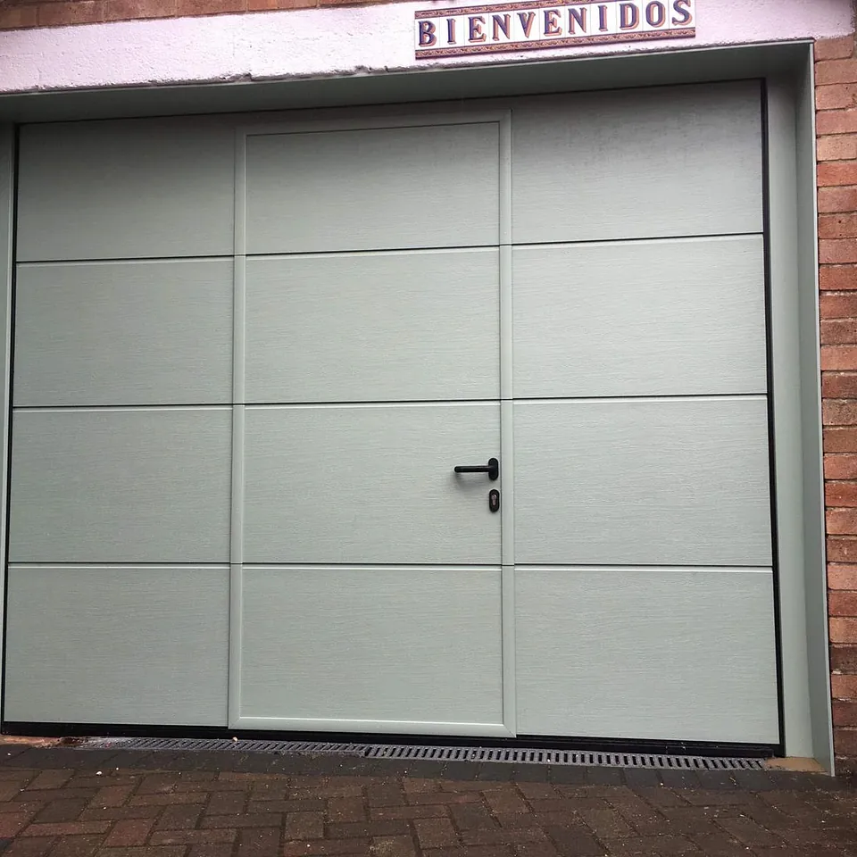 Meon Valley Garage Doors Ltd - Sectional Door - Southampton - Hampshire 