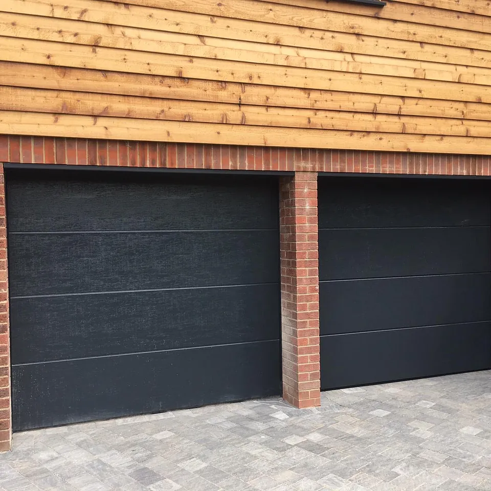 Meon Valley Garage Doors Ltd - Sectional Door - Southampton - Hampshire 